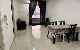 Woodsbury Suites 7722 Butterworth Penang